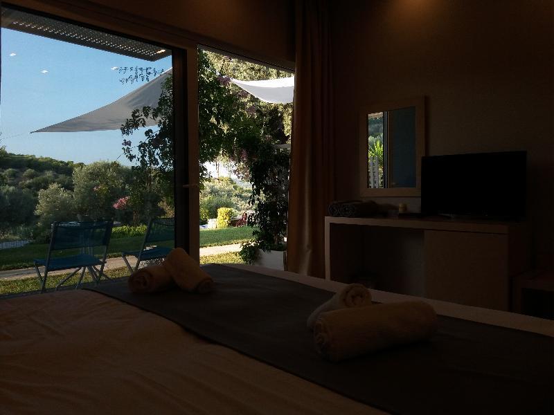 Sunny Place Resort Kranidi Exterior foto