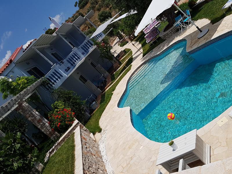 Sunny Place Resort Kranidi Exterior foto
